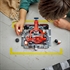 LEGO City: Servisni boks in mehaniki z avtomobilom Ferrari F1